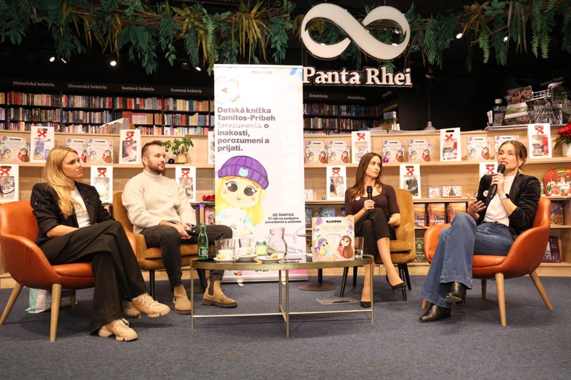 Stage with guests at the Panta Rhei bookstore